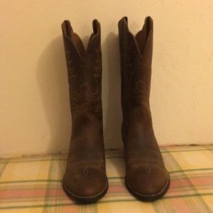 Ariat Cowboy boots Brand New unworn 6B